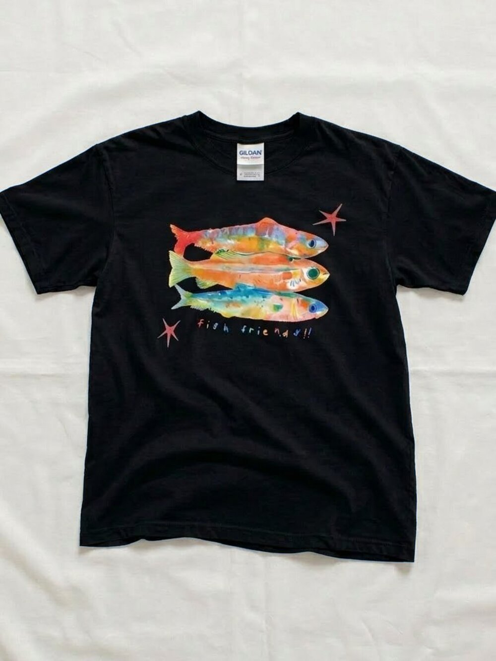 Gildan Black Fish Friends Graphic Tee Short Sleeve Cotton T-Shirt